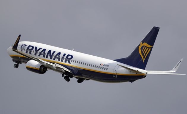 ryanair.jpg ryanair.jpg