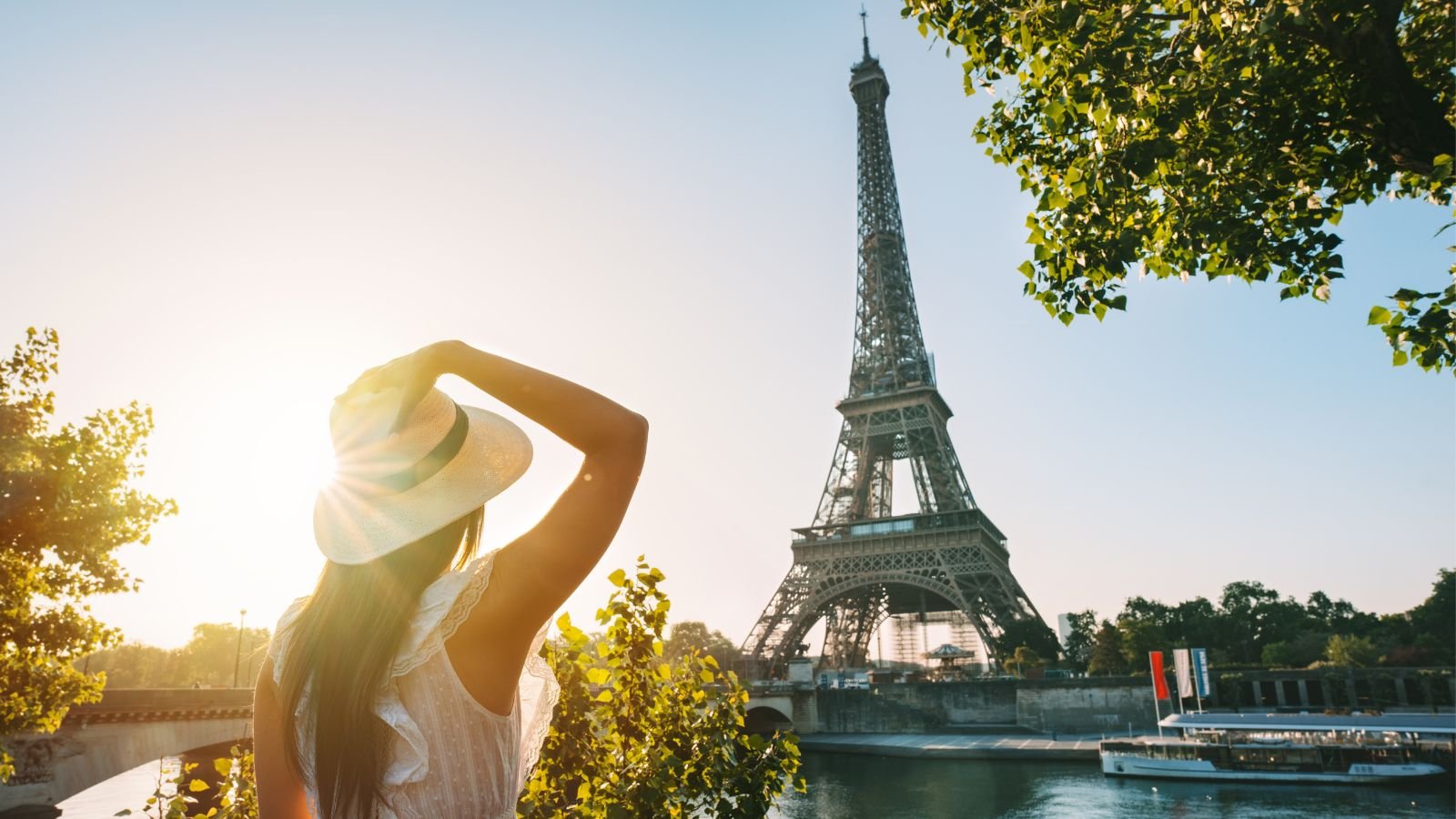 Eiffel Tower Tourist